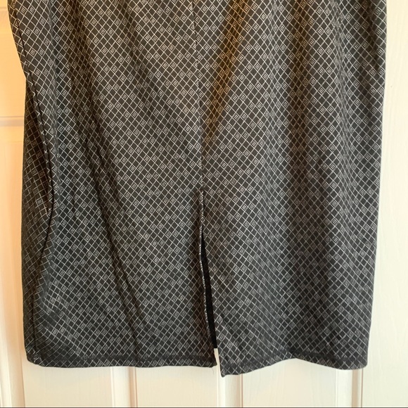 14th and Union Pencil Skirt - Picture 5 of 8